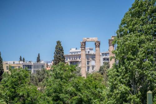 Mets Athenian Horizon Escape — 4-Star Luxury Hotel in Athens, Greece