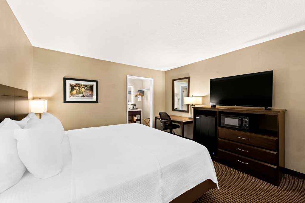 Best Western State Fair Inn - photo 27