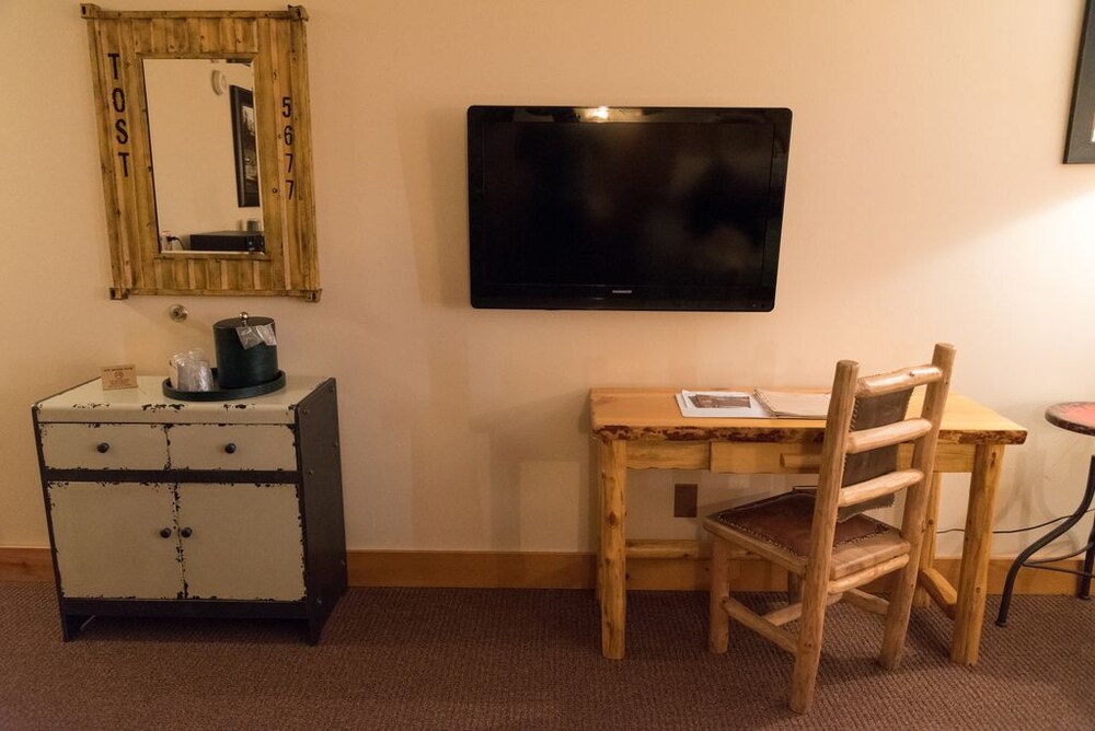 Spearfish Canyon Lodge - photo 19