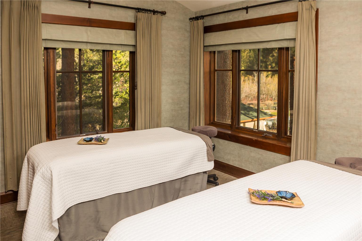 Hyatt Regency Lake Tahoe Resort Spa and Casino - photo 22