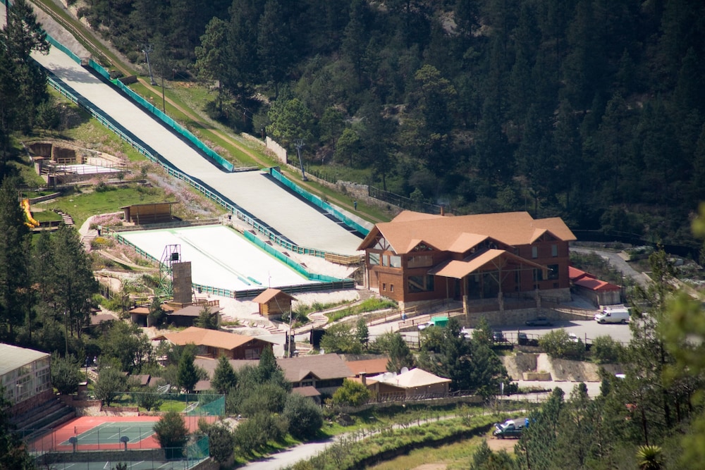 Bosques de Monterreal — hotel in Arteaga