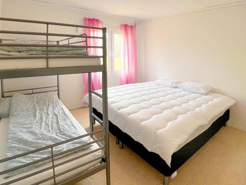 Hässlebogården Turist & Konferens — hotel in Mariannelund
