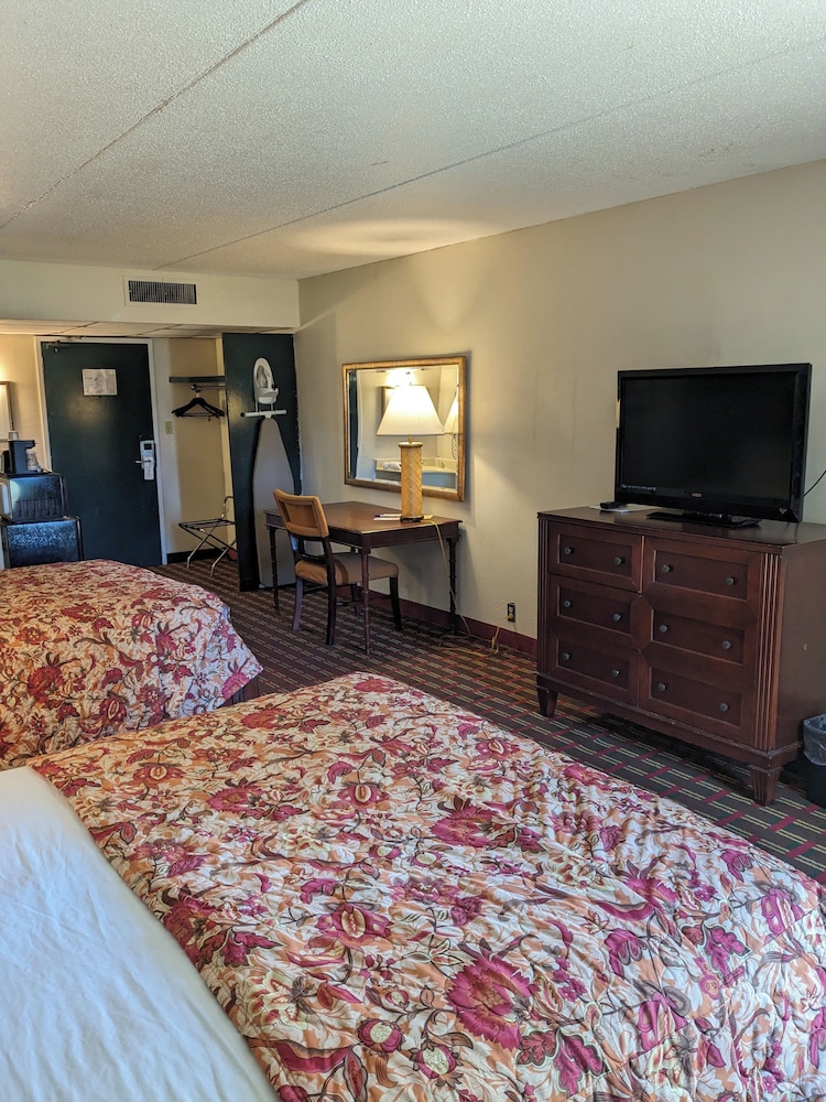 Select Inn Murfreesboro - photo 32