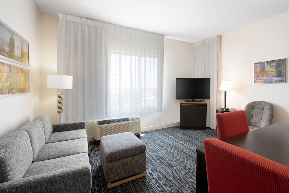 Towneplace Suites Oklahoma City Airport - photo 16