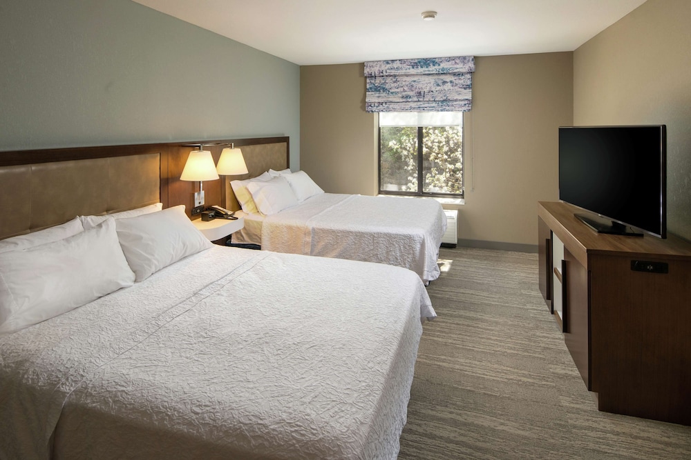 Hampton Inn & Suites Binghamton Vestal - photo 14