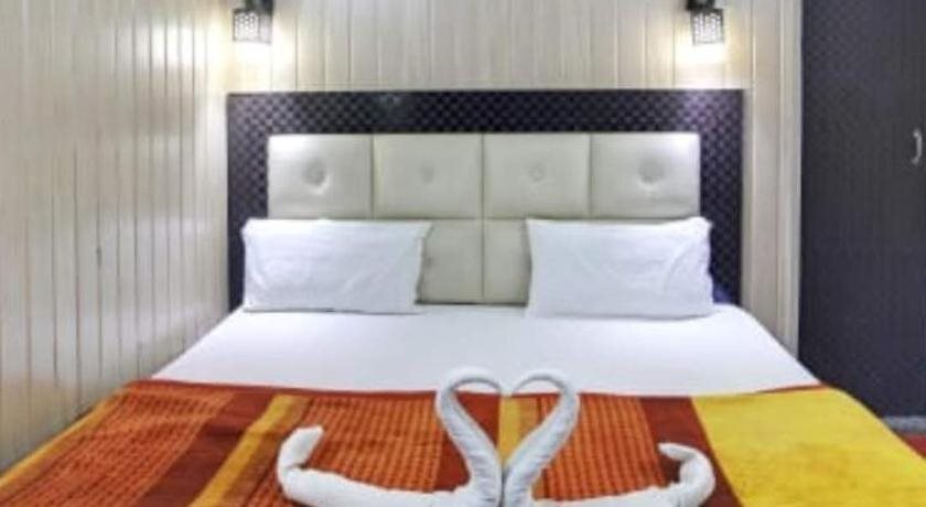 Hotel Shehnaz Inn Walking Distance for Golden Temple