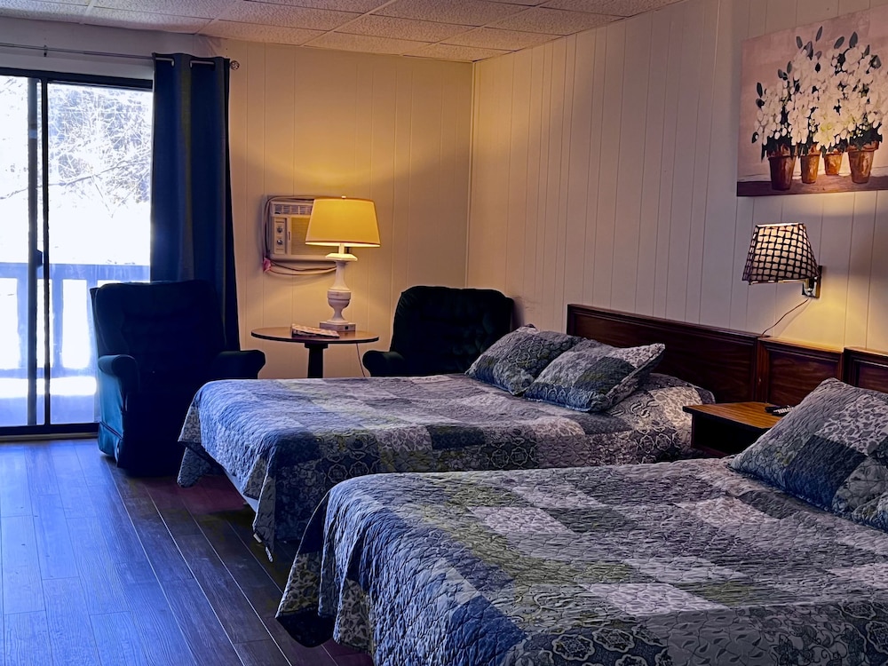 The Wayside Inn - photo 22