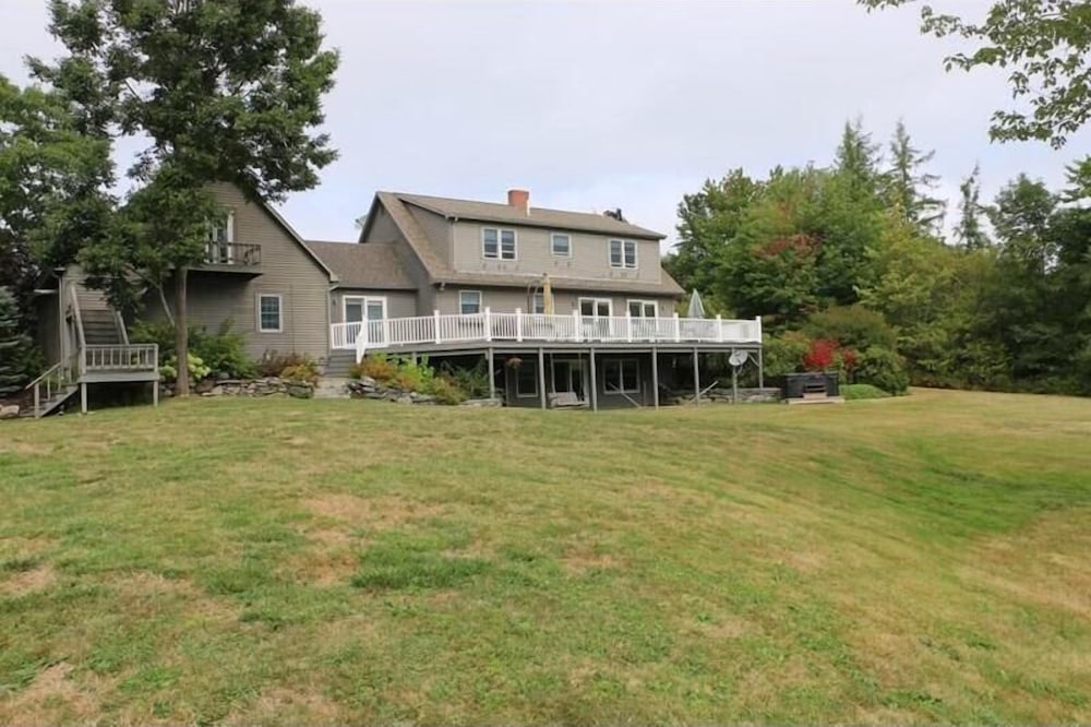 Cadillac Views — hotel in Surry