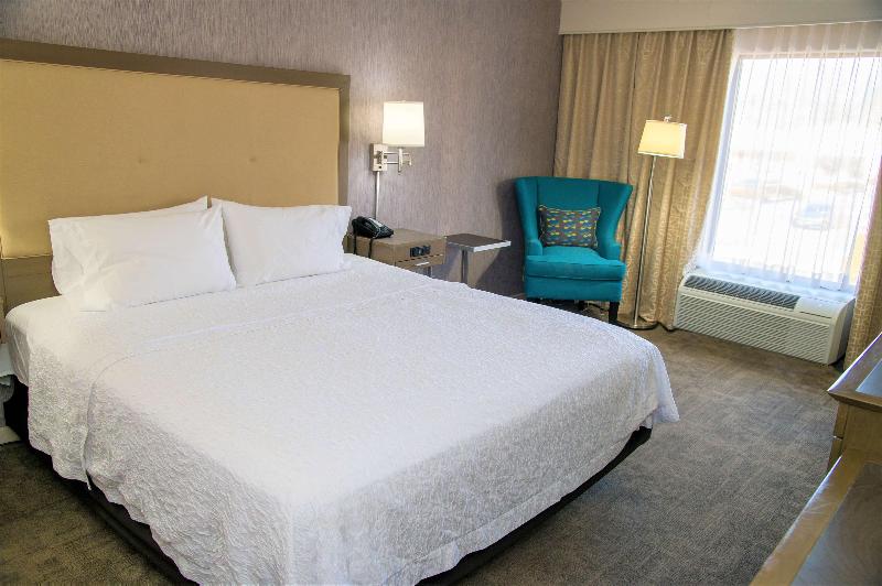 Hampton Inn Lewisburg - photo 22