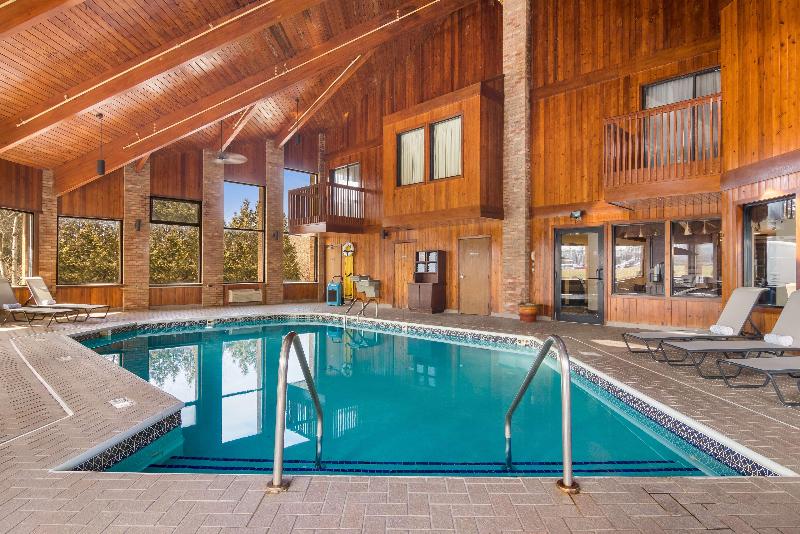 SureStay by Best Western Grove City - photo 18