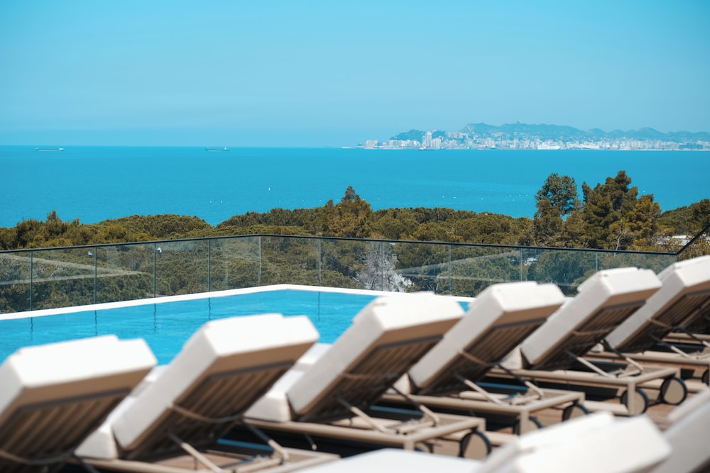 Grand VM Conference & SPA in Golem, Albania