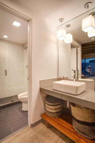 El Vado Motel - photo 5