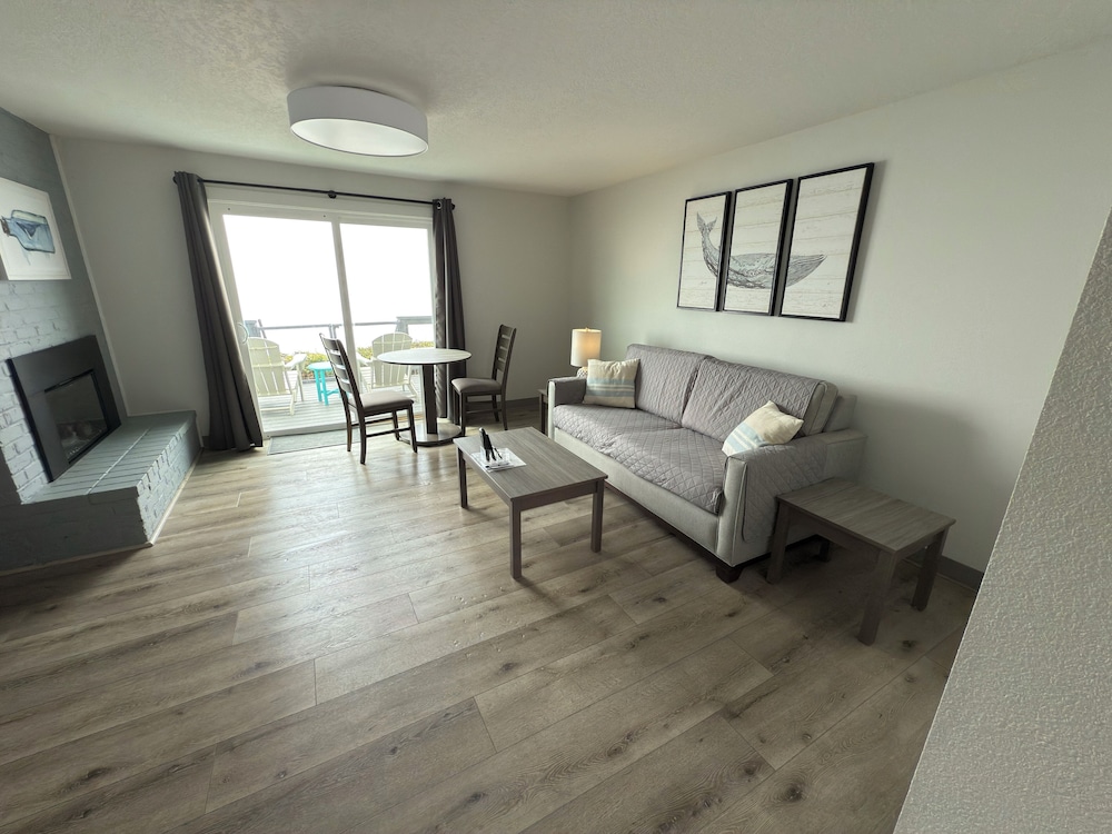West Beach Suites - photo 73