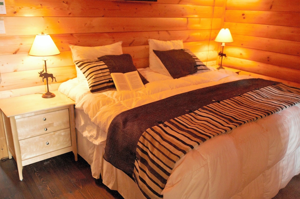Selenia Lodge — Amherst — photo 4
