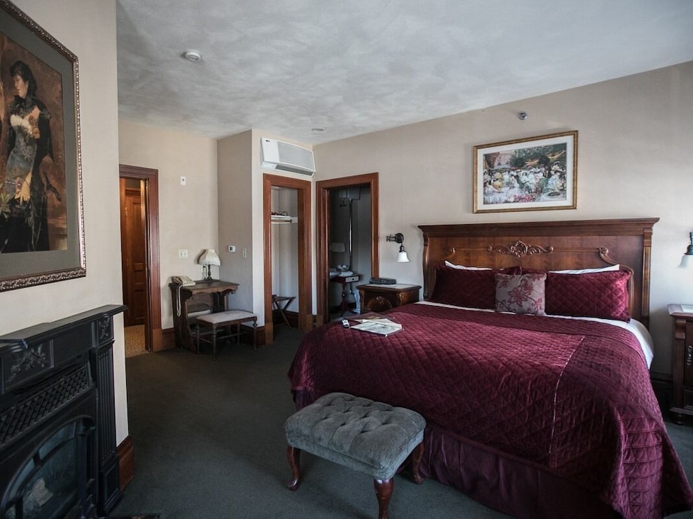 Hotel Ruby Marie - photo 15