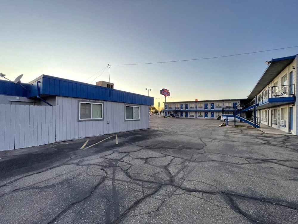 Stockmans Motel - photo 60