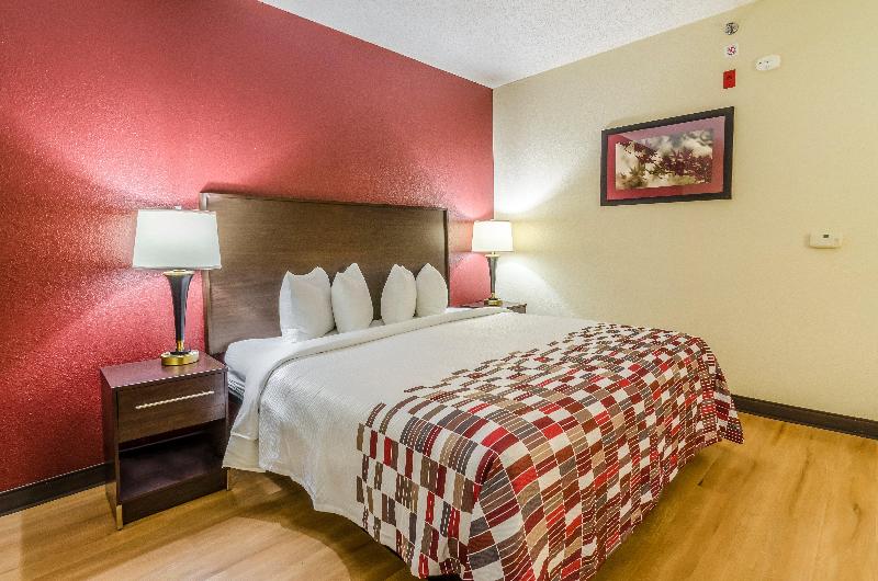 Red Roof Inn & Conference Center Wichita Airport - photo 35