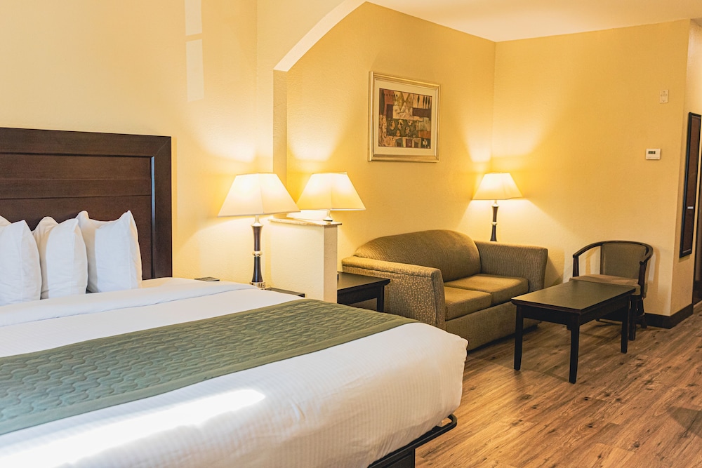 Grander Inn & Suites - photo 7