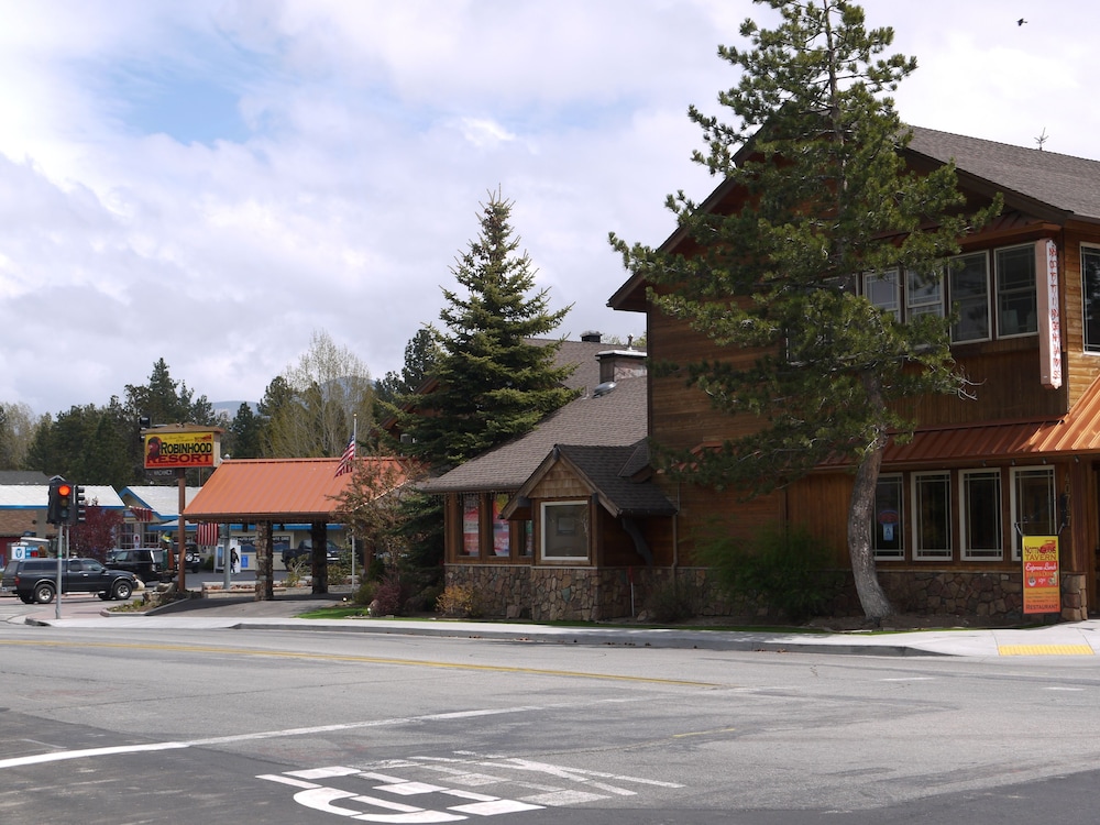 Robinhood Resort - photo 57