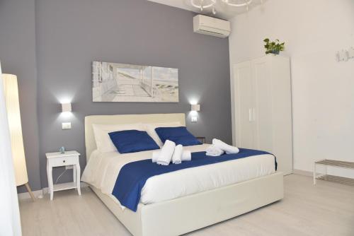 NathanaEle House Via Tuscolana — 4-Star Luxury Hotel in Rome, Italy
