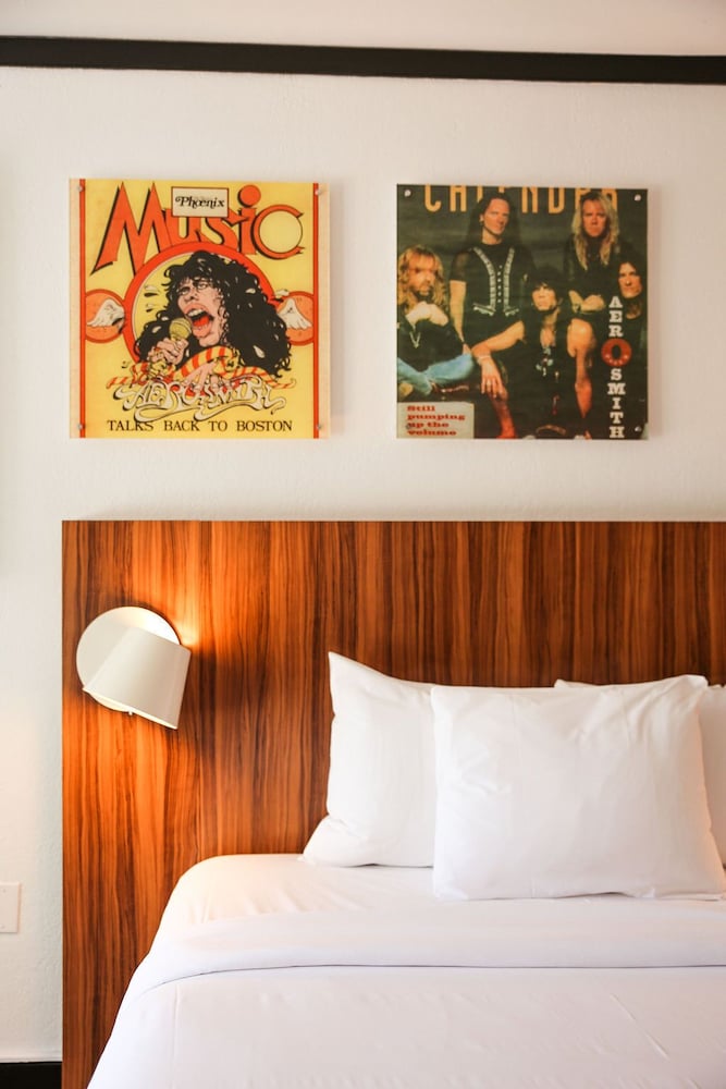 The Verb Hotel - photo 16
