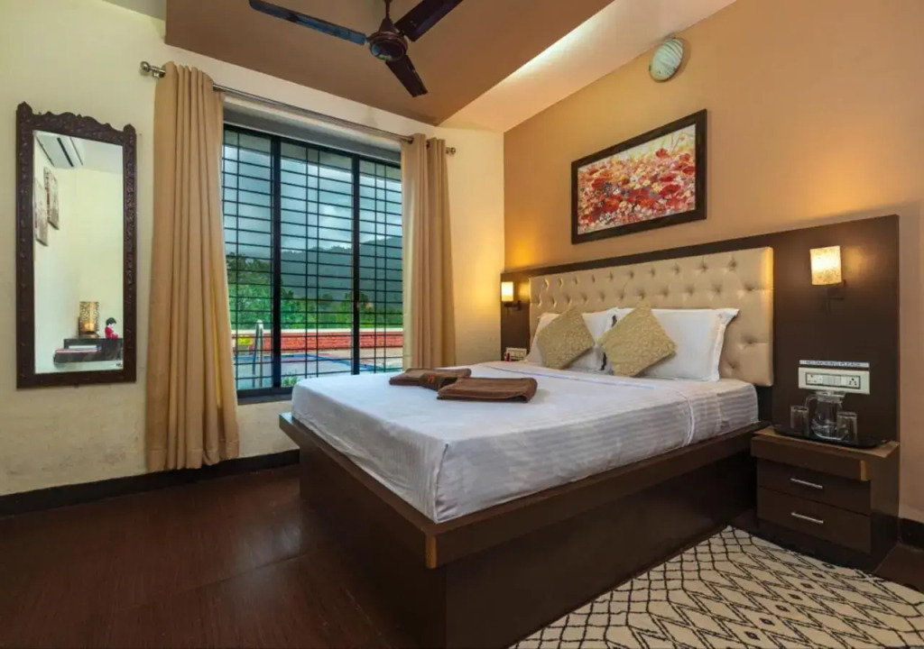 SaffronStays Olive Greens Pool Lawn & Glasshouse Escape in Karjat, India