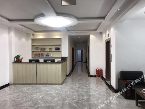 Xirui Hotel — hotel in Changchun