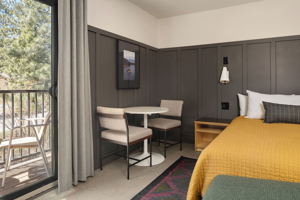 The Coachman Hotel - photo 30