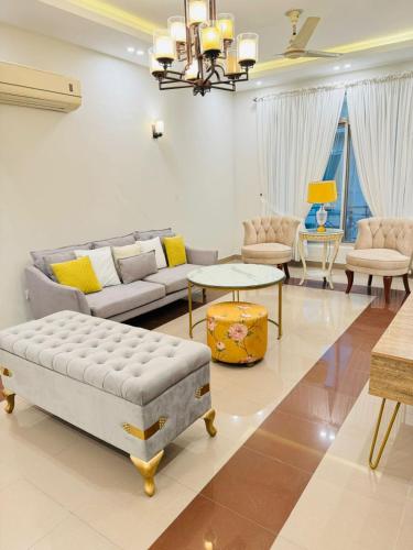 Mint and Mellow 2BR Apartment in Abu Dhabi Towers in Islamabad, Pakistan
