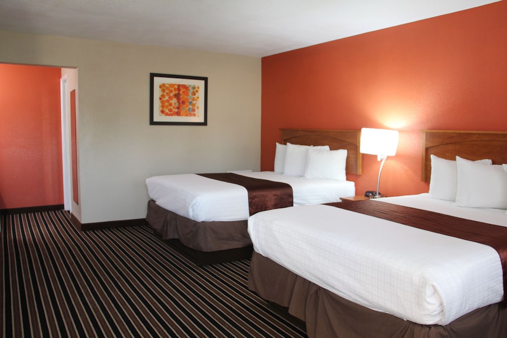 Westbridge Inn and Suites - photo 33