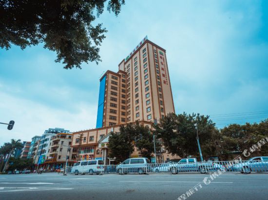 Vienna Hotel — hotel in Huizhou