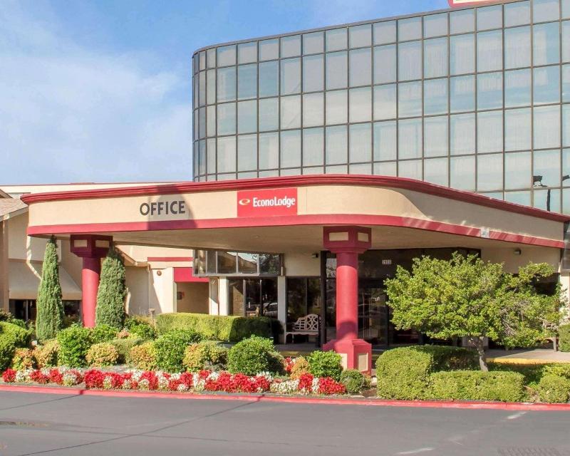 Econo Lodge Broken Arrow Tulsa — hotel in Broken Arrow