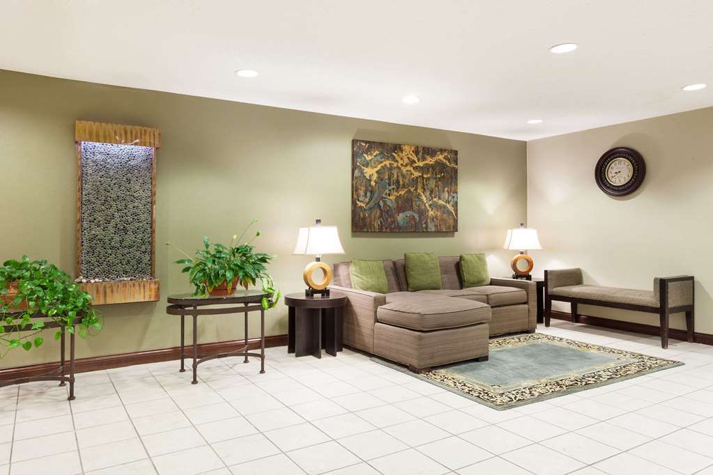 Baymont by Wyndham Dale - photo 2