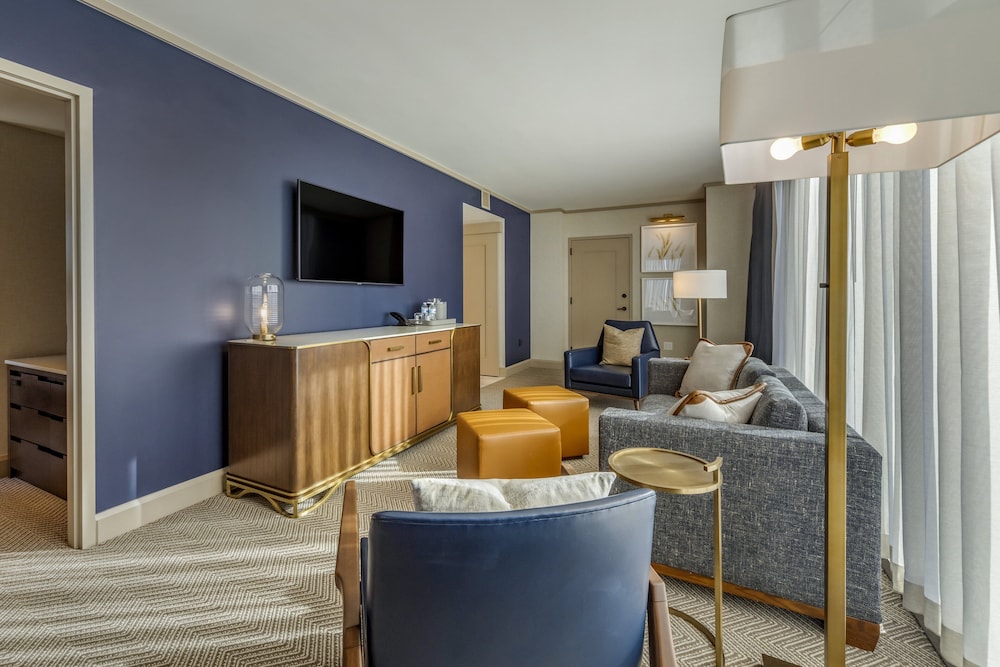 Omni Oklahoma City Hotel - photo 7