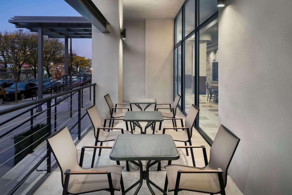 DoubleTree by Hilton Long Island City NY - photo 24