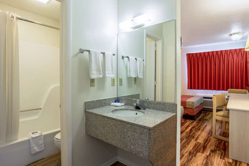 Motel 6 East Ridge TN - photo 21