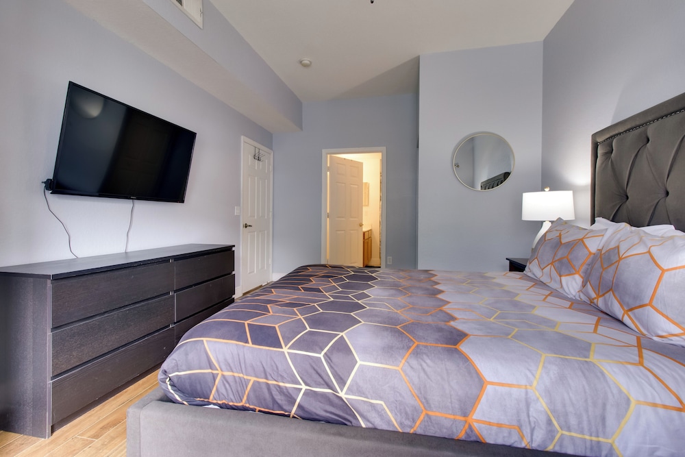 12 Mi to Disney Family Home with Resort Amenities - photo 14