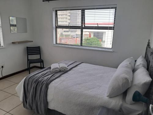 8 Marina Sands beach apartment