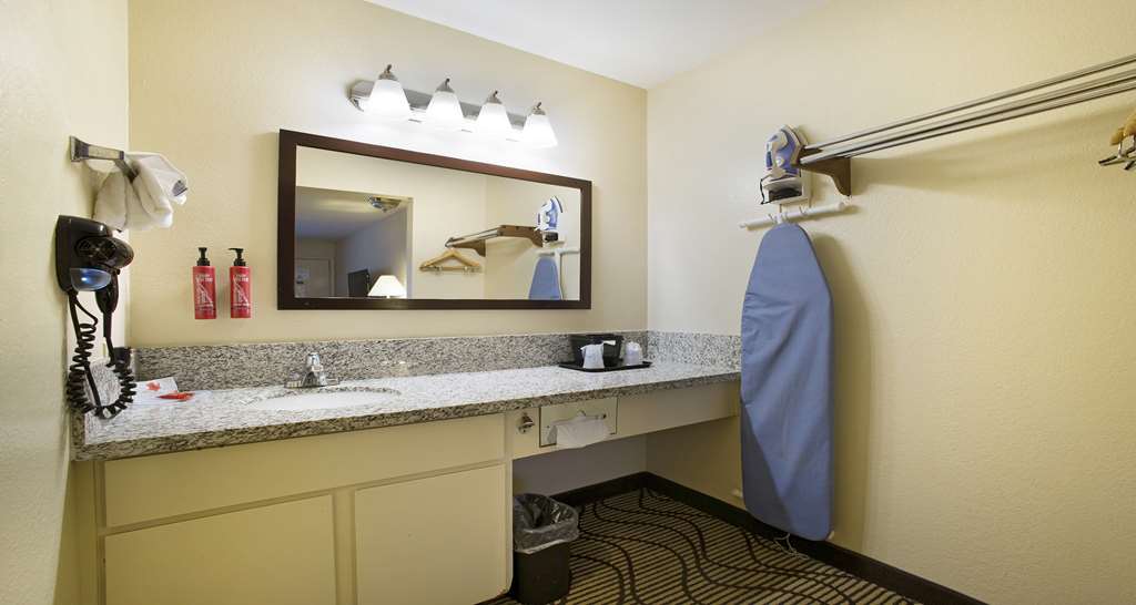 SureStay Plus Hotel by Best Western Sacramento North - photo 18