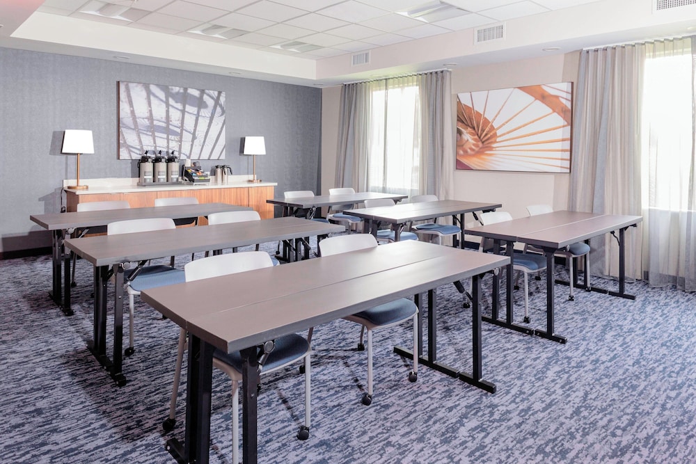 Fairfield Inn & Suites by Marriott Fort Morgan - photo 17
