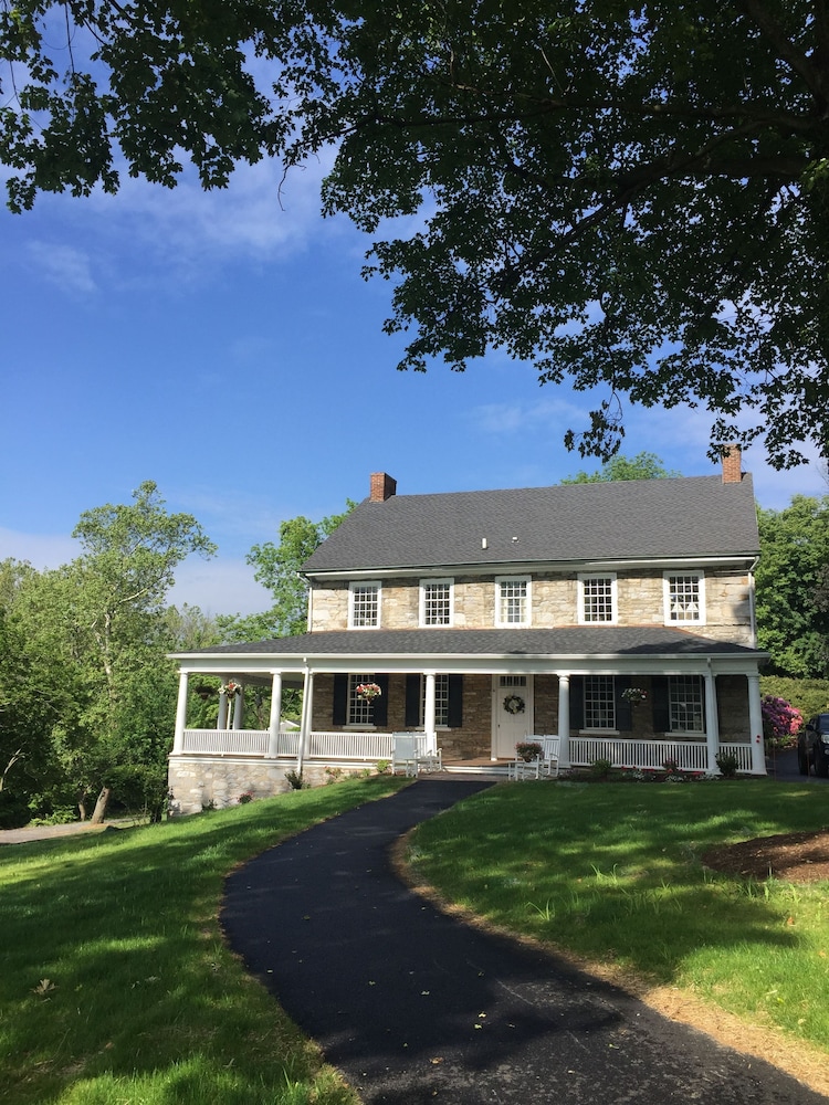 Allenberry Resort — 4-Star Luxury Hotel in Boiling Springs, United States