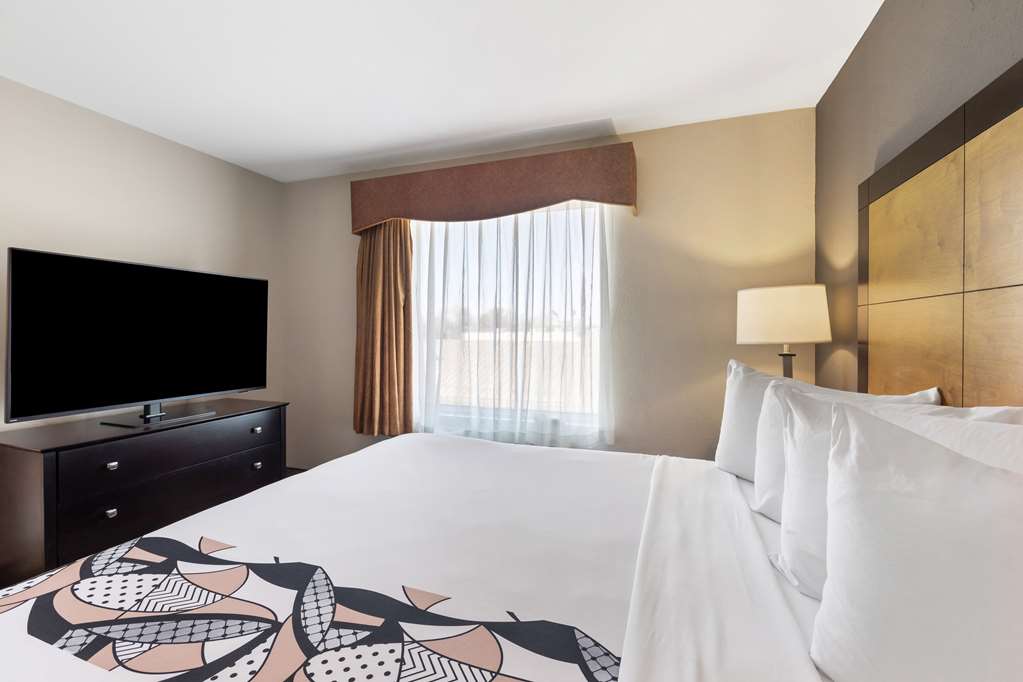 Best Western Inn & Suites Midway Airport - photo 11
