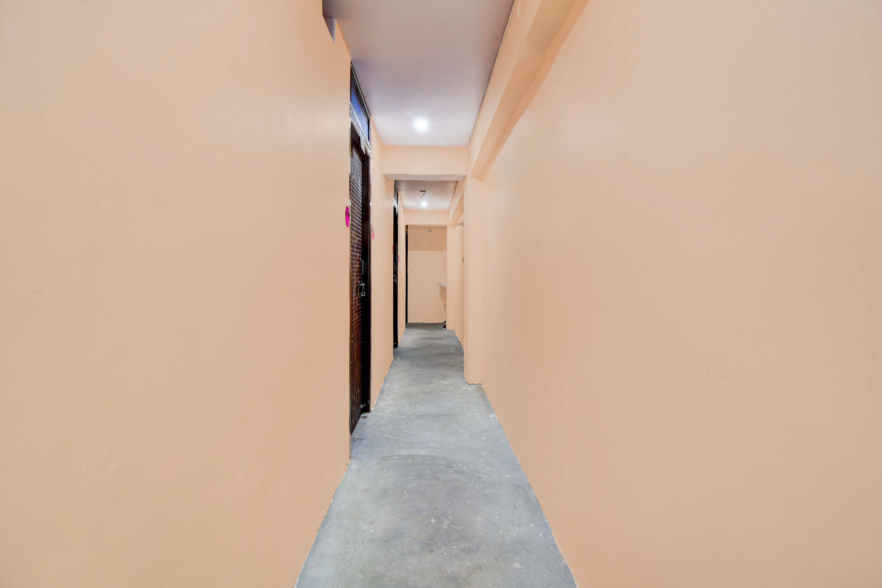 Super Townhouse Civil Lines Prayagraj Formerly Raj Mahal Palace — 4-Star Luxury Hotel in Allahabad, India