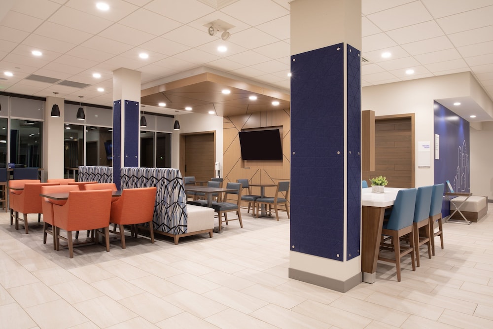 Holiday Inn Express and Suites Burley by IHG - photo 122