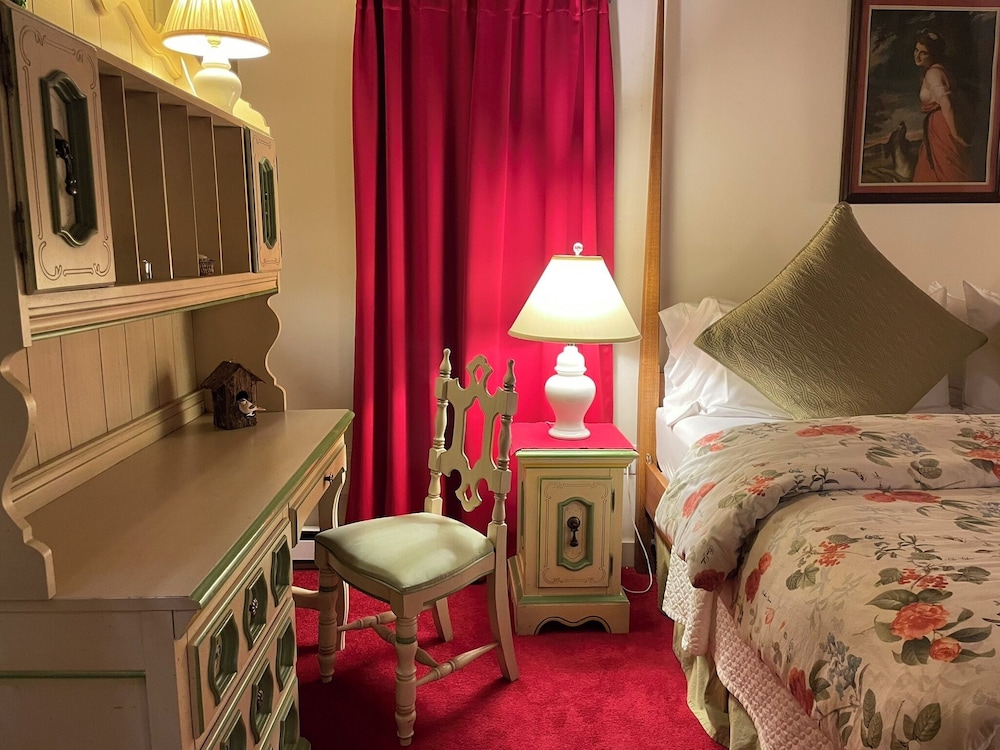 Deerhill Inn - photo 95