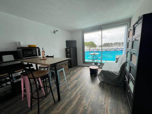 Charmant Studio Renove — hotel in Hourtin