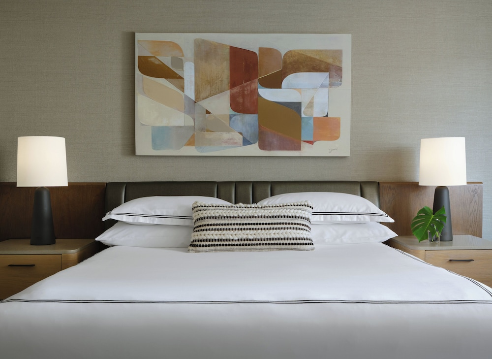 Kimpton Hotel Palomar Phoenix Cityscape by IHG - photo 19