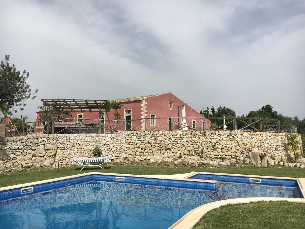 Villa Gaia Agriturismo and B&b — 4-Star Luxury Hotel in Modica, Italy