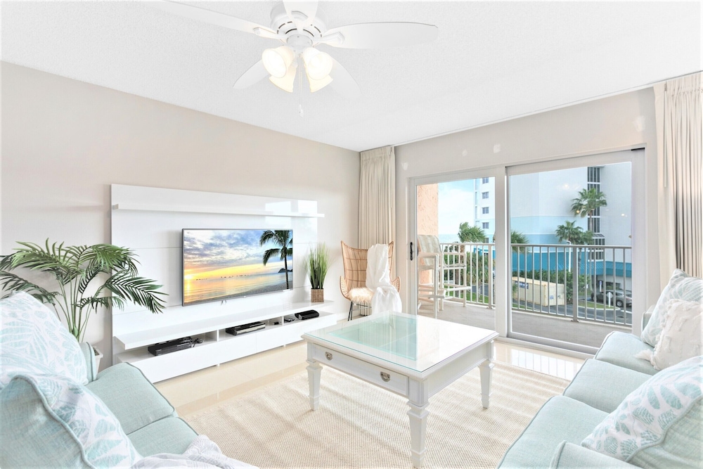 Cocoa Beach Towers by Happy Palm Stays - photo 93
