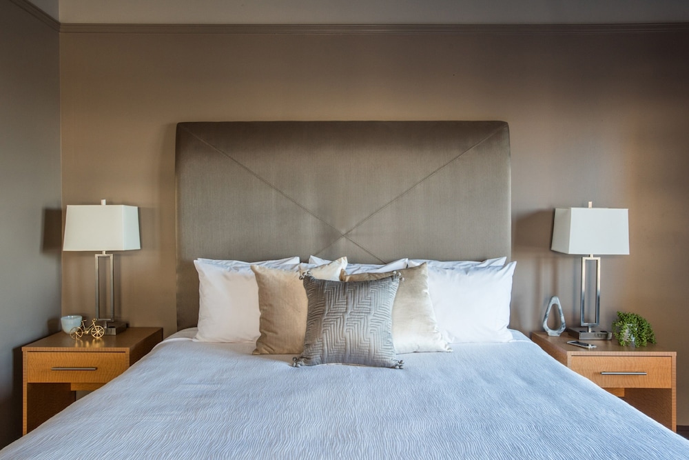 Magnolia Hotel Dallas Downtown - photo 16